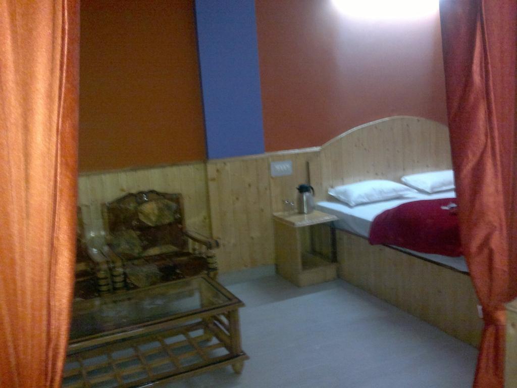 Himgiri Resort Nagchala Εξωτερικό φωτογραφία